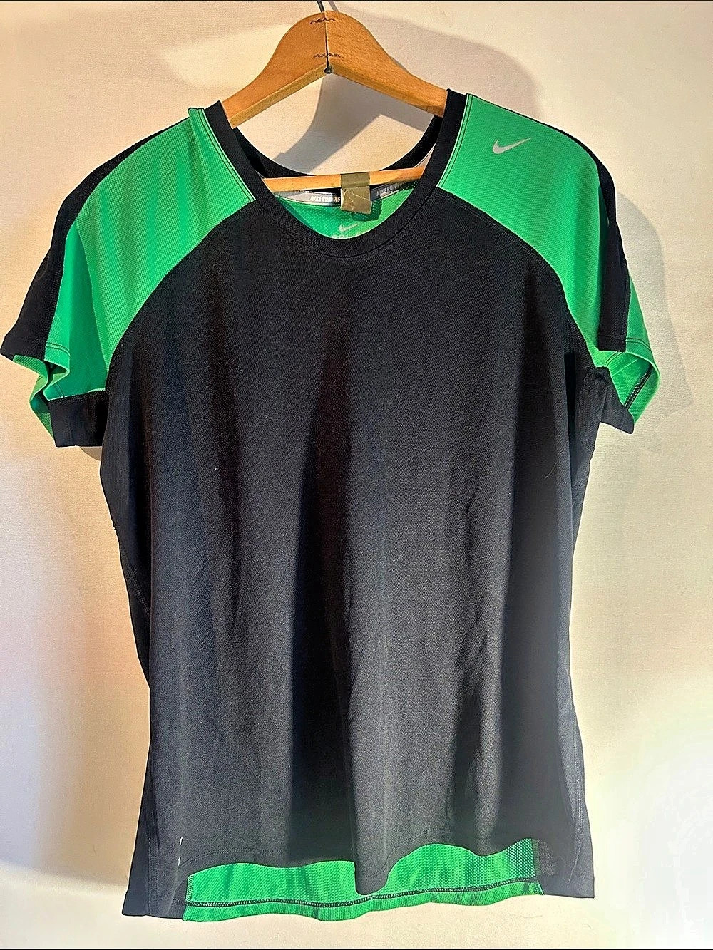 Nike Dri-Fit Athletic Jersey in Green & Black Size XL Like New